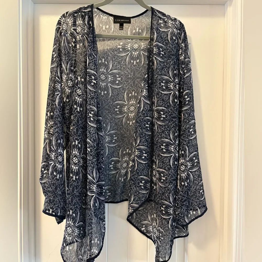 Lane Bryant Navy and White Kimono Cardigan Lightweight Size 22
